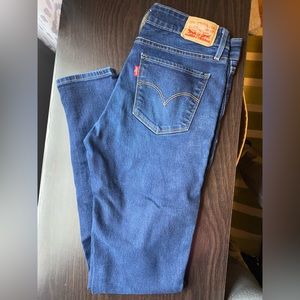 711 LEVI, size 27, skinny jeans, dark blue wash, great condition